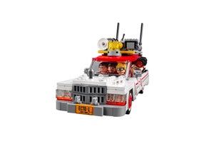 I Ain’t Afraid of No Ghost! LEGO Ghostbusters – Now Answering Calls