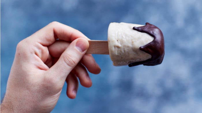 helados saludables y altos en proteína para disfrutar de una merienda sana