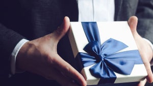 Men’s Gift Guide: How To Choose The Perfect Gift For Him