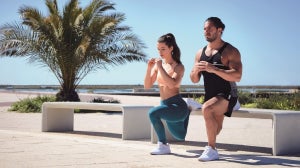 Home Workout: Die 5 besten Übungen für Bauch, Beine & Po für zu Hause