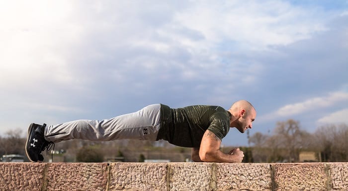 Es bueno hacer abdominales con peso hot sale