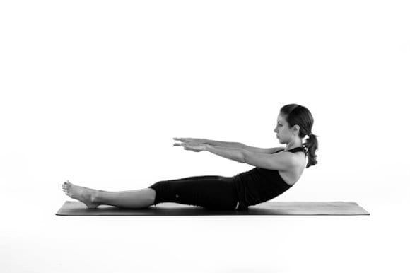 Pilates al muro, tonifica il tuo corpo cosi: 5 esercizi facili da