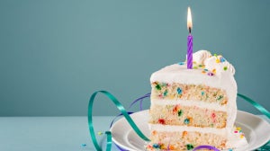 Torta di Compleanno Proteica | Deliziosa e Piena di Proteine