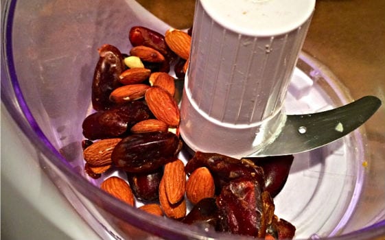 date and almond protein rounds