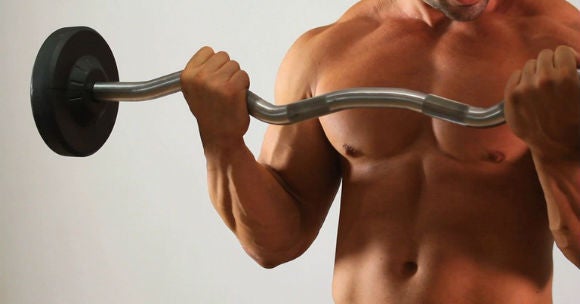 Bicepsz edzés - Bicepszhajlítás rúddal