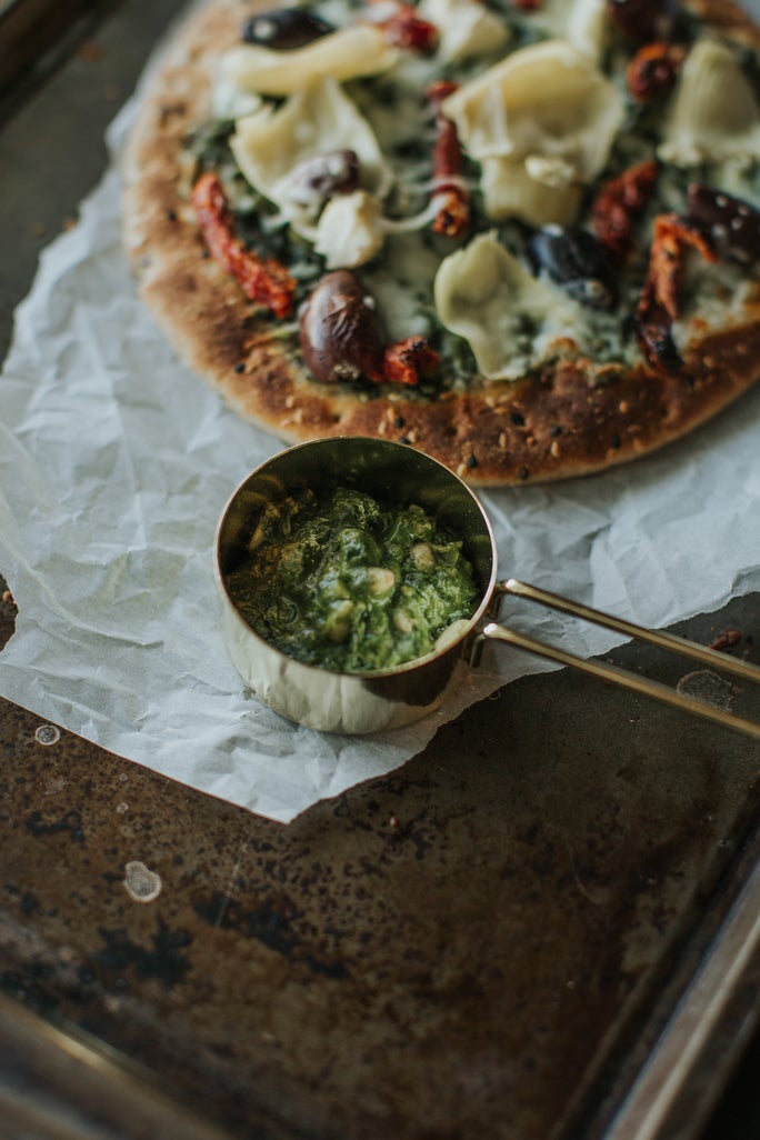 super greens pesto pizza