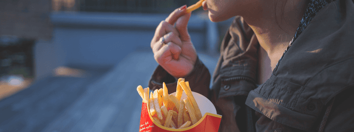 bad habits that stop you losing weight - fast food