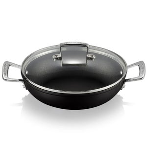 Le Creuset Toughened Non Stick Shallow Casserole Dish - 24cm