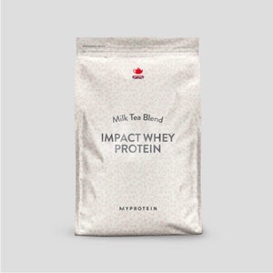 „Impact Whey Protein“ – arbatos su pienu skonis
