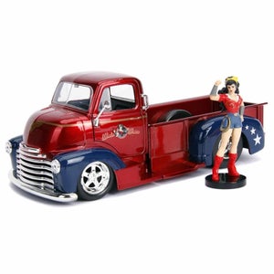 Jada Diecast 1:24 1952 Chevy COE Pickup with Wonder Woman Figure