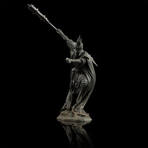 WETA Workshop The Hobbit Ringwraith of Forod Dol Guldur 1:30 Scale Statue