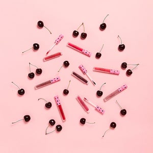 Makeup Revolution Vinyl Cherry Liquid Lipstick (Various Shades)