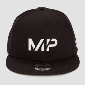 Czapka z zapięciem na zatrzask New Era 9FIFTY MP – czarno-biała