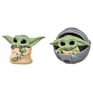 Hasbro Star Wars The Bounty Collection The Child Pram and Mandalorian Necklace 2 Pack Figures