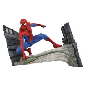 Diamond Select Marvel Gallery PVC Figure - Comic Spider-Man