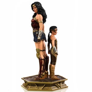 Iron Studios Wonder Woman 1984 Deluxe Estatua a escala 1:10 Wonder Woman & Young Diana 20 cm