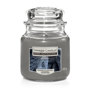 Yankee Candle Home Inspiration Scented Candle - Medium Jar - Cosy Up