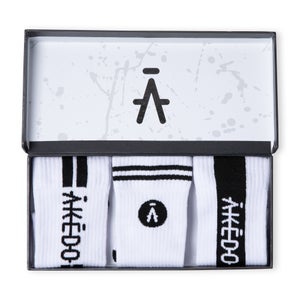Akedo Footwear - Calcetines blancos unisex de la firma - Pack de 3