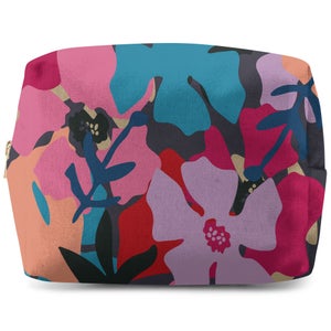 Giant Retro Flowers Wash Bag