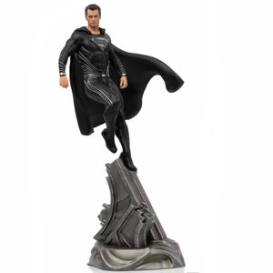 Iron Studios Estatua de la Liga de la Justicia de Zack Snyder a escala artística 1:10 de Superman con traje negro 30 cm