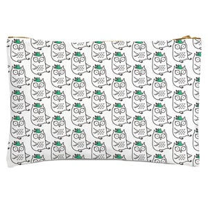 Sitting Owl Zipped Pouch