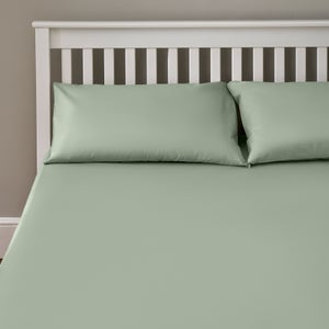The Willow Manor Easy Care Percale Single Fitted Sheet - Sage Green
