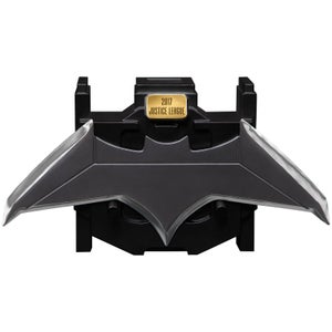 Justice League Replica 1/1 Batarang 20 cm
