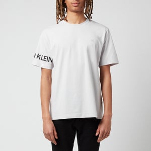 Calvin Klein Performance Men's Sleeve Logo T-Shirt - Stone Grey
