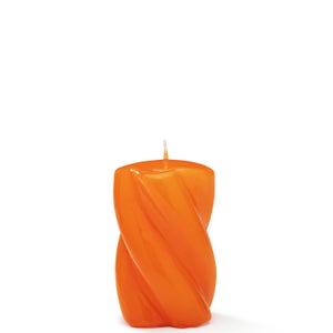 anna + nina Blunt Twisted Candle Short Orange