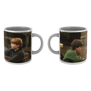 Harry Potter Harry And Ron - Playing Chess Mug
