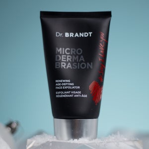 Microdermabrasion Renewing Age-Defying Face Exfoliator 60g