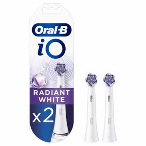 Oral B iO Radiant White Toothbrush Heads, Pack of 2 Counts