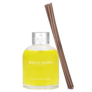 Molton Brown Re-Charge Black Pepper Aroma Reeds 150ml