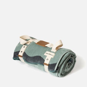 Business & Pleasure Beach Blanket Riviera - Green