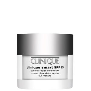 Clinique Moisturisers Smart SPF15 Custom-Repair Moisturiser for Dry Combination Skin 30ml / 1 fl.oz.