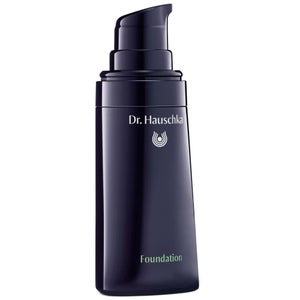 Dr. Hauschka Foundation 002 Pine 30ml