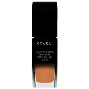 SENSAI Flawless Satin Moisture Foundation SPF25 FS204.5 Warm Beige 30ml
