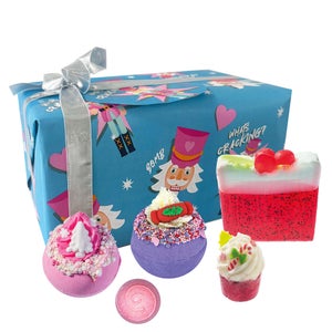 Bomb Cosmetics Gift Packs What's Cracking?