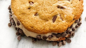 Collagen Ice Cream Cookie Sandwich Recipe