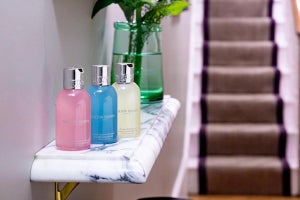 A 101 GUIDE TO MOLTON BROWN