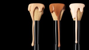 10 essential makeup brushes you need in your collection