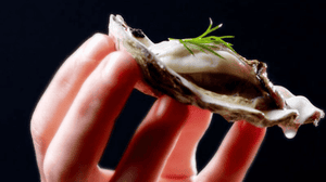 Apples, Oysters And 5 Other Natural Aphrodisiacs That Supposedly Make You A Better Lover