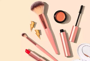 How To Give Your Makeup Brushes A Deep Clean