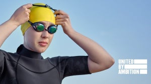 Γνώρισε τη Χάνα: Καλλιτέχνης και με πάθος για κολύμπι ανοιχτού νερού