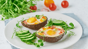 CONCHIGLIE DI AVOCADO RIPIENE