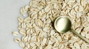 Oat Milk | What Is It? What Are Its Benefits? Should You Be Drinking It?