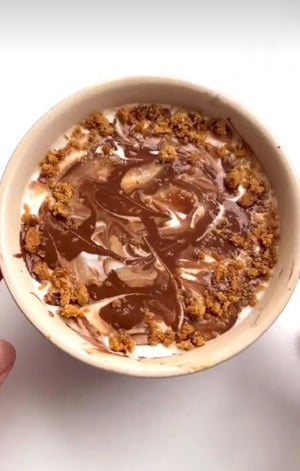 Gingerbread Blended Overnight Oats Recipe