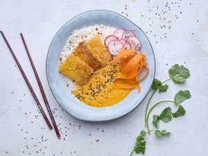 Tofu au curry à la sauce Katsu | Recettes 8Fit