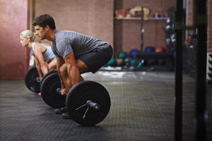 Langhantel-Workout | 16 Langhantel-Übungen, um Kraft aufzubauen und den Körper zu straffen