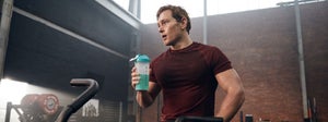 Protein der richtige Zeitpunkt | Solltest du vor oder nach deinem Training einen Shake trinken?